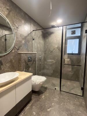 4 BHK Independent Builder Floor in Nirvana Country, Gurgaon