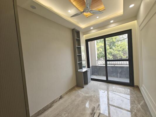 3 BHK Independent Builder Floor in Jagriti Enclave, Delhi