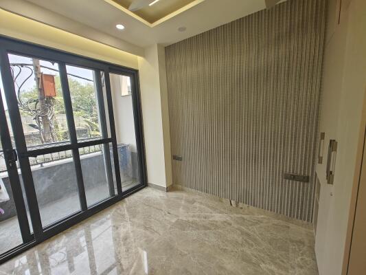 3 BHK Independent Builder Floor in Jagriti Enclave, Delhi