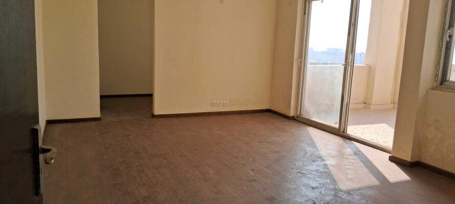 3 BHK Flat in Sector 76, Noida