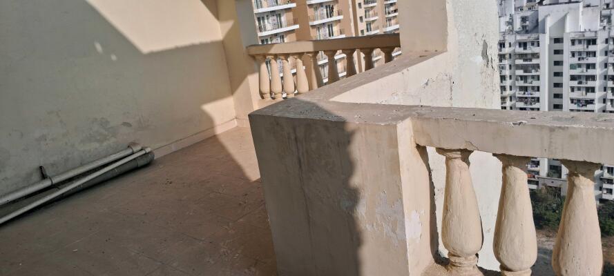3 BHK Flat in Sector 76, Noida