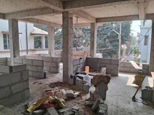 2 BHK Flat in Bansdroni, Kolkata
