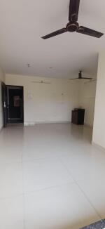 2 BHK Flat in Naupada, Thane West