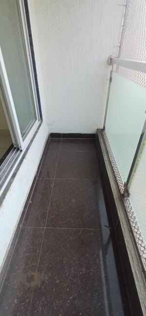 2 BHK Flat in Naupada, Thane West