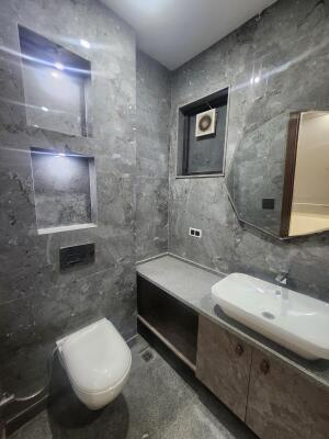 3 BHK Independent Builder Floor in CR Park, Delhi