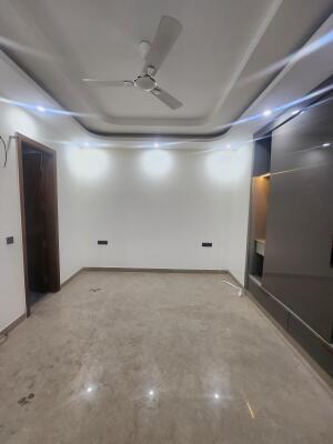 3 BHK Independent Builder Floor in CR Park, Delhi