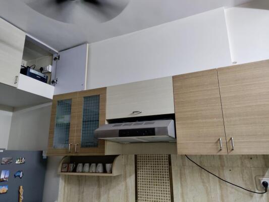 2 BHK Flat in Panch Pakhadi, Thane West