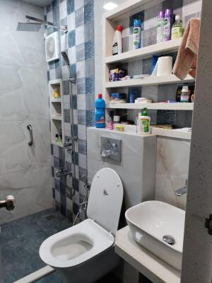 2 BHK Flat in Panch Pakhadi, Thane West