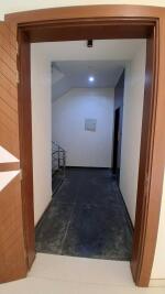 4 BHK Independent Builder Floor in Greenfield Colony, Faridabad