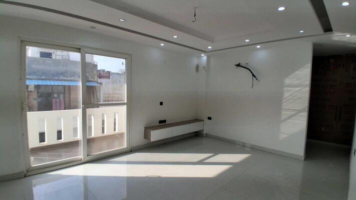 4 BHK Independent Builder Floor in Greenfield Colony, Faridabad