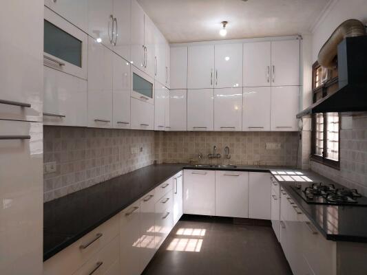 4 Bedroom House in Sector 7, Gurgaon