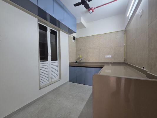 2 BHK Flat in Balkum, Thane