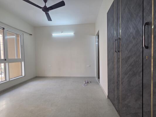 2 BHK Flat in Balkum, Thane