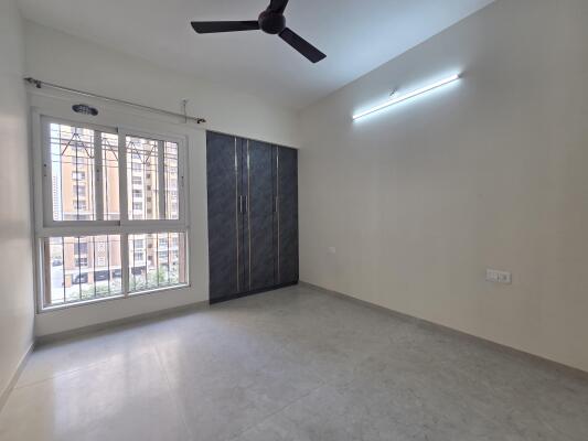 2 BHK Flat in Balkum, Thane