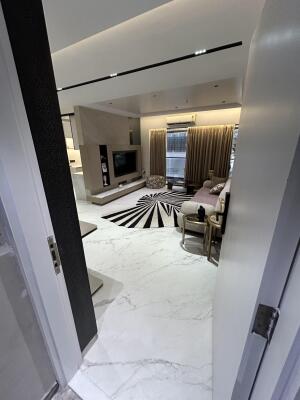 3 BHK Flat in Juhu, Mumbai