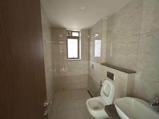 3 BHK Flat in Mulund West, Mumbai
