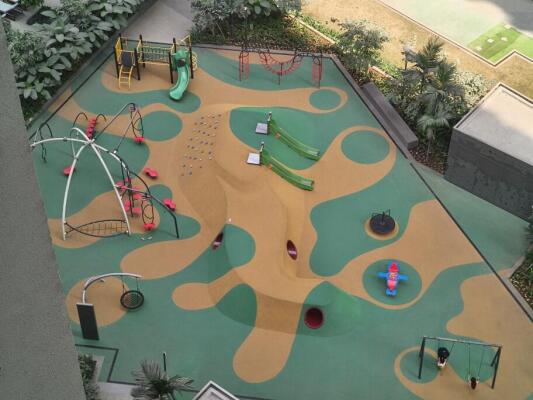 2 BHK Flat in Kolshet Road, Thane