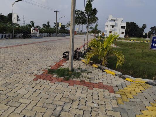 Residential land / Plot in Red Hills, Chennai
