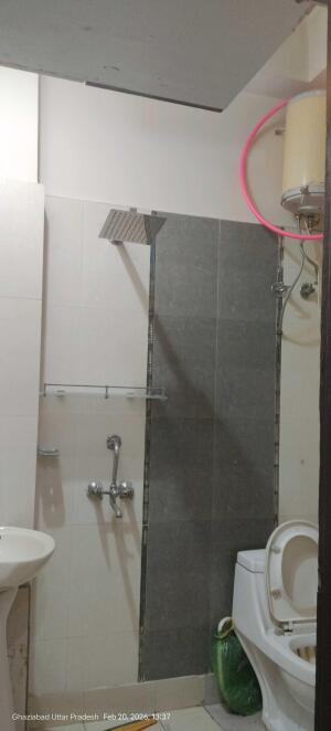 2 BHK Independent Builder Floor in Gyan Khand 2, Ghaziabad
