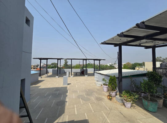 4 BHK Independent Builder Floor in Naraina Vihar, Delhi