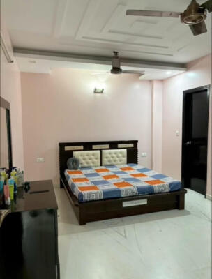 4 BHK Independent Builder Floor in Naraina Vihar, Delhi