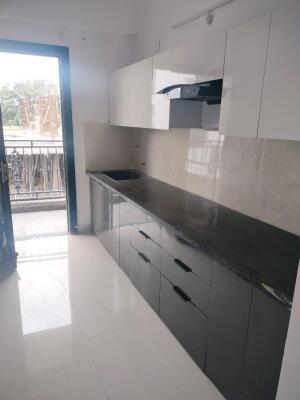 2 BHK Flat in Kolar Road, Bhopal