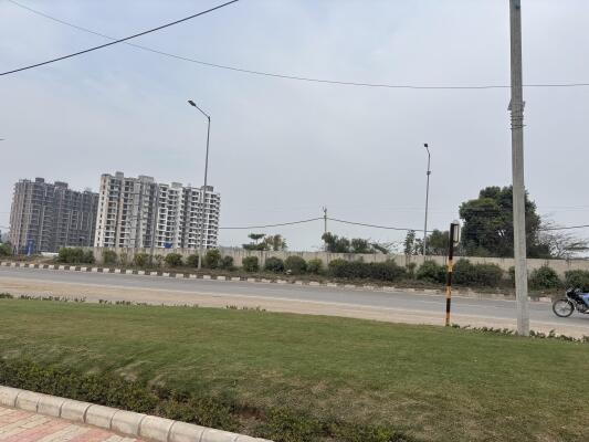 Residential land / Plot in Panchkula Extension