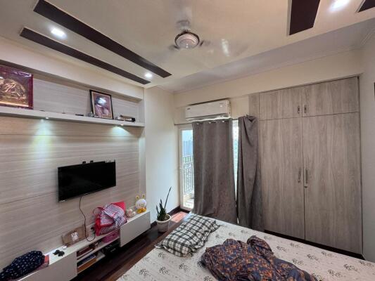 1 BHK Flat in Sector 4, Greater Noida West