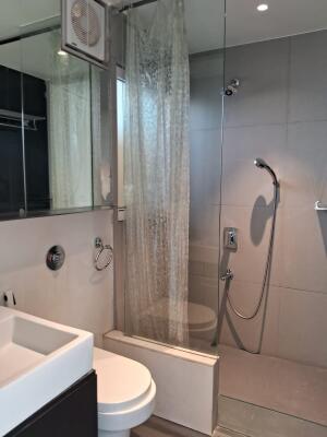 4 BHK Flat in Juhu, Mumbai