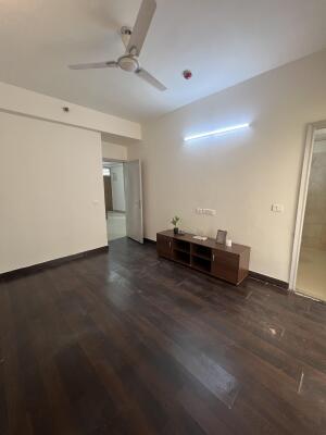 2 BHK Flat in Sector 16, Greater Noida