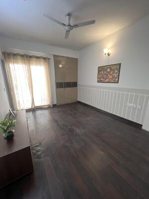 2 BHK Flat in Sector 16, Greater Noida