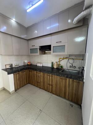 2 BHK Flat in Sector 16, Greater Noida