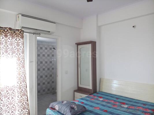 4 BHK Flat in Raj Nagar Extension, Ghaziabad