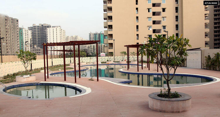 4 BHK Flat in Raj Nagar Extension, Ghaziabad