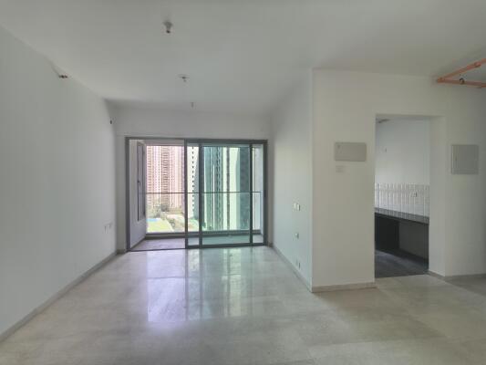 3 BHK Flat in Kolshet Road, Thane