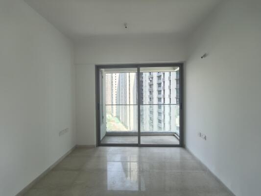 3 BHK Flat in Kolshet Road, Thane