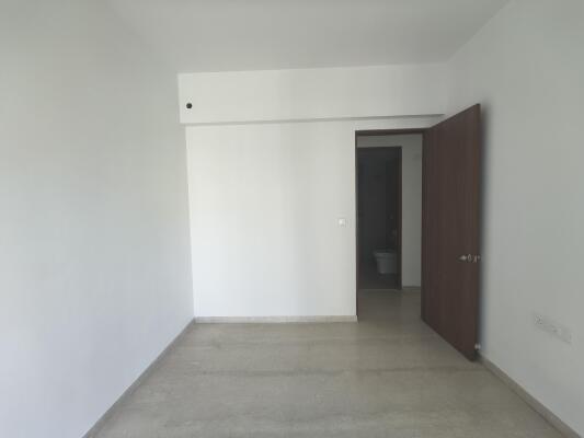 3 BHK Flat in Kolshet Road, Thane
