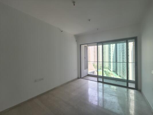 3 BHK Flat in Kolshet Road, Thane