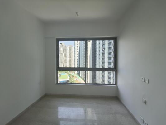3 BHK Flat in Kolshet Road, Thane