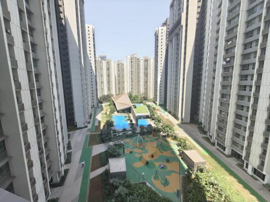 3 BHK Flat in Kolshet Road, Thane