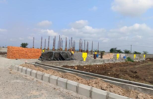 Residential land / Plot in Palakaluru Road, Guntur