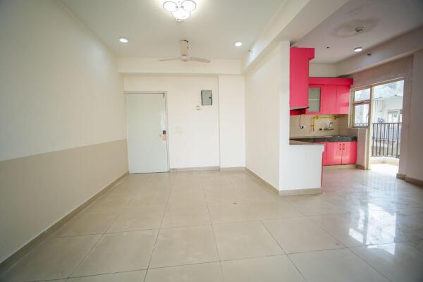 2 BHK Flat in Sector 16, Greater Noida