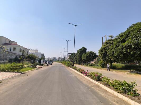 Residential land / Plot in Sector 105 Mohali