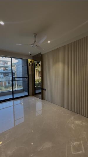 4 BHK Independent Builder Floor in Palam Vihar, Gurgaon