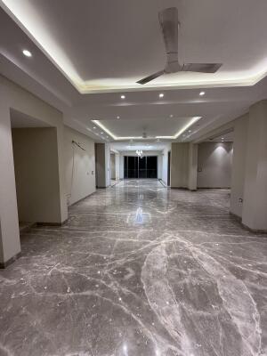 4 BHK Independent Builder Floor in Palam Vihar, Gurgaon