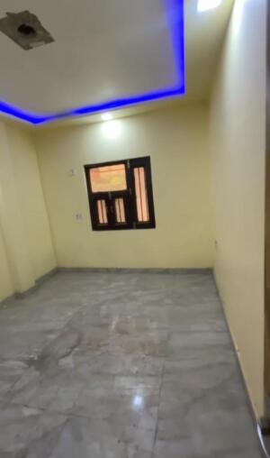 2 BHK Independent Builder Floor in Sector 16 Rohini, Delhi