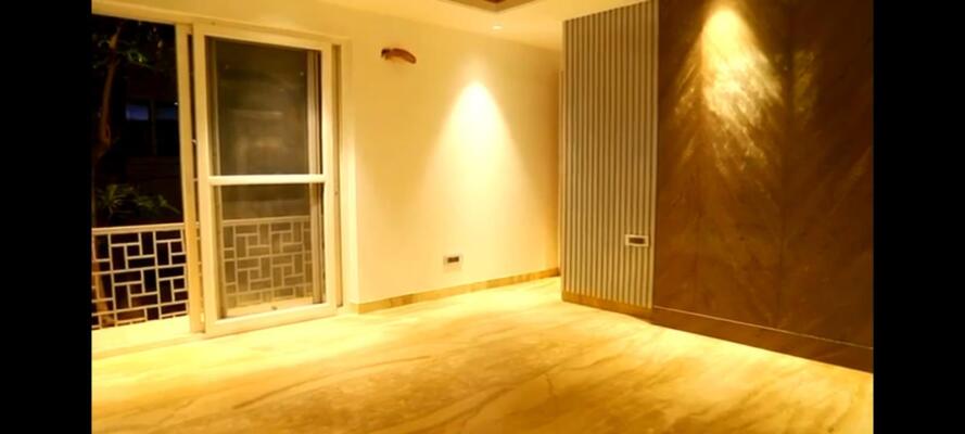 4 BHK Independent Builder Floor in Block C Defence Colony, Delhi