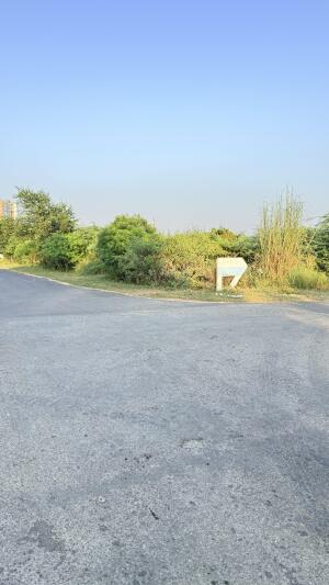 Residential land / Plot in Sector 25 Yeida, Greater Noida