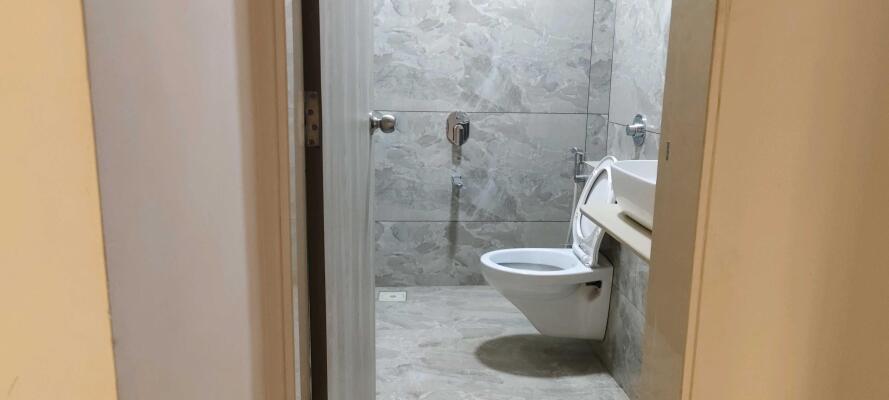 2 BHK Flat in Kavesar, Thane West