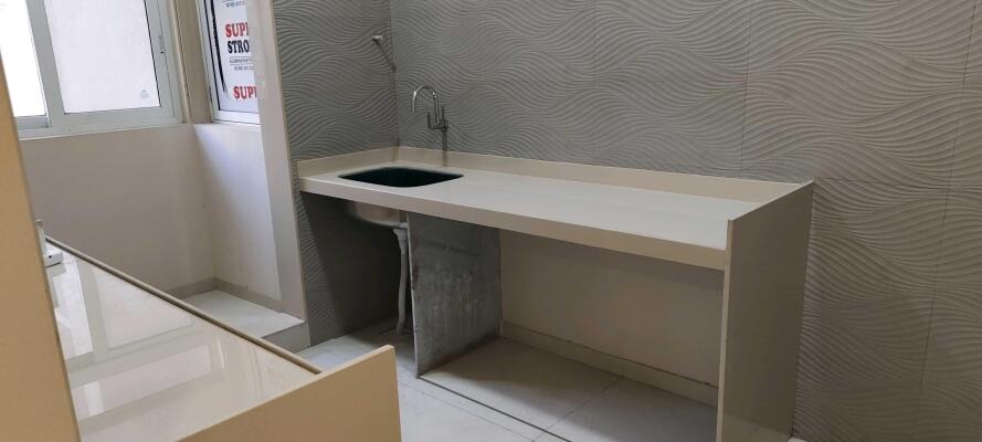 2 BHK Flat in Kavesar, Thane West